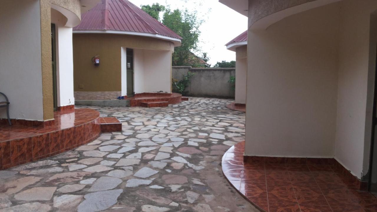 Kalalo Cottage Inn Pakwach Dış mekan fotoğraf