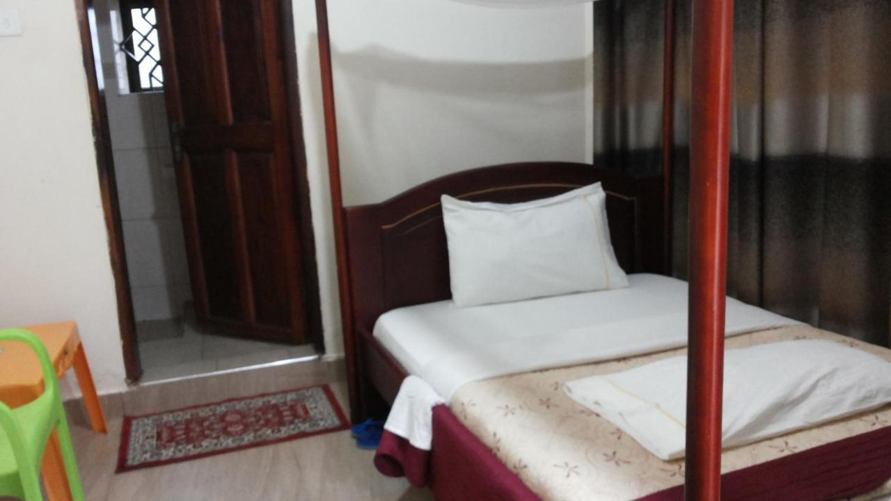 Kalalo Cottage Inn Pakwach Dış mekan fotoğraf