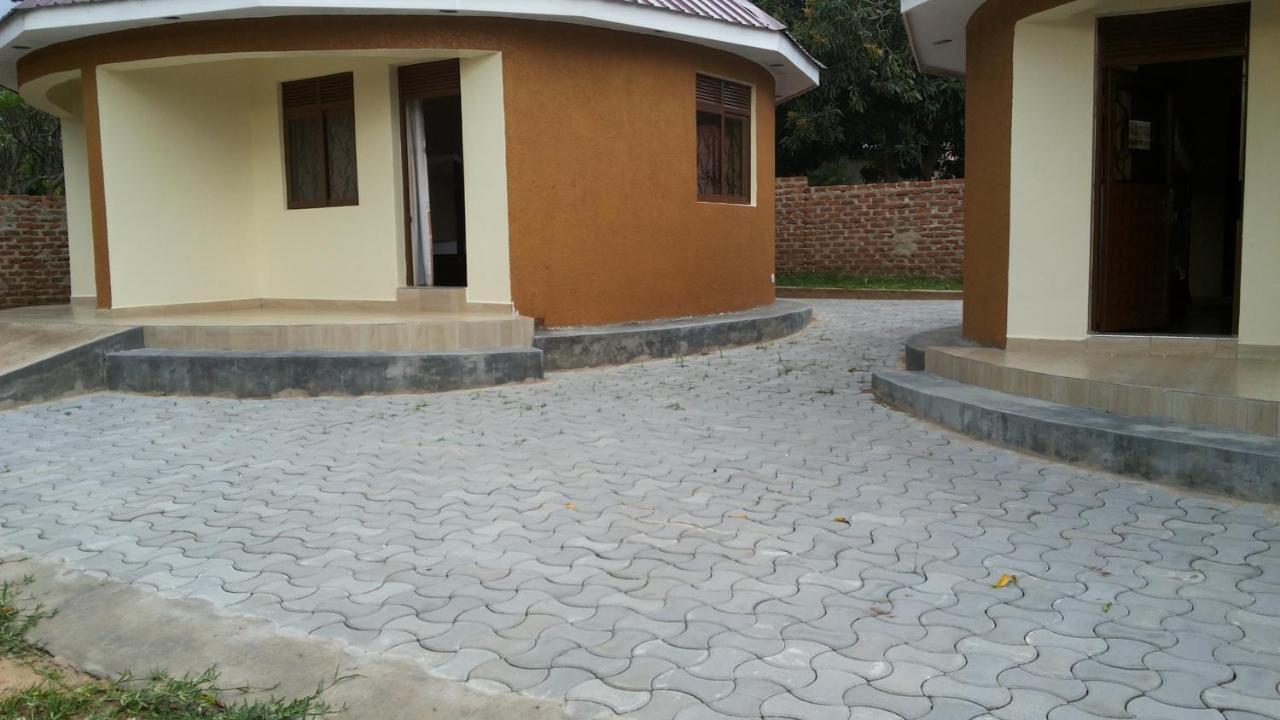 Kalalo Cottage Inn Pakwach Dış mekan fotoğraf