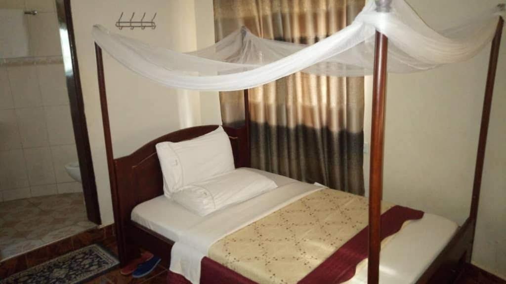 Kalalo Cottage Inn Pakwach Dış mekan fotoğraf
