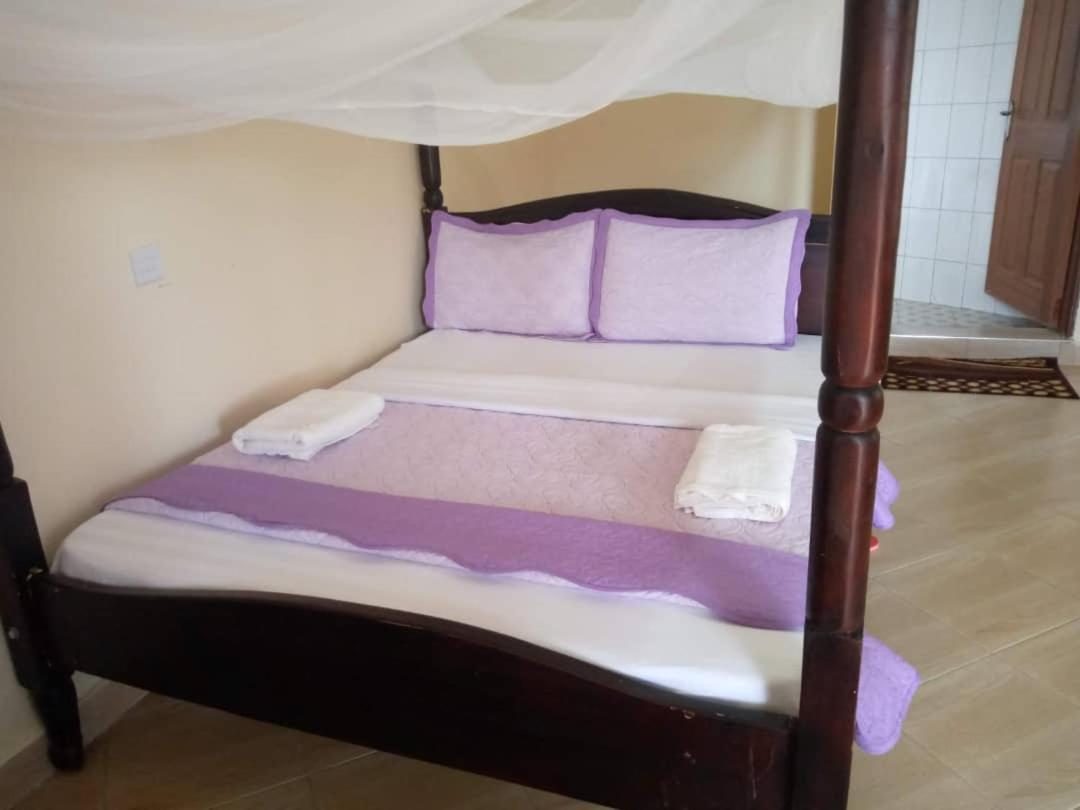 Kalalo Cottage Inn Pakwach Dış mekan fotoğraf